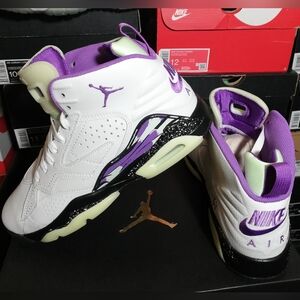 AIR JORDAN MVP WHITE/BLACK/PURPLE WOMEN US SIZE 8 BRAND NEW IN BOX